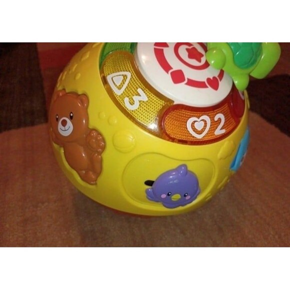 VTech Wiggle and Crawl Ball Toy - Picture 2 of 6